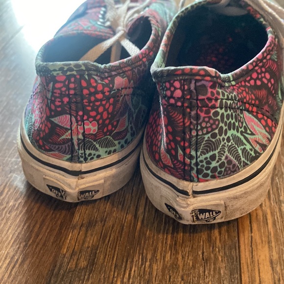 Vans tropical type print size 5 Mens and 6.5 woman’s - Picture 4 of 5